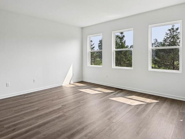 House for sale in Mchenry, Illinois