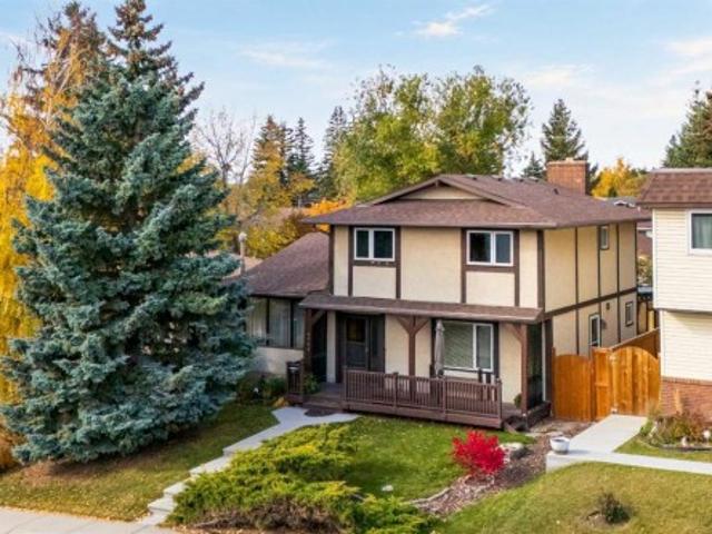 House for sale in Silver Springs, Calgary