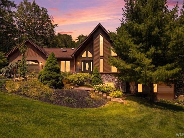 House for sale in Boston, New York