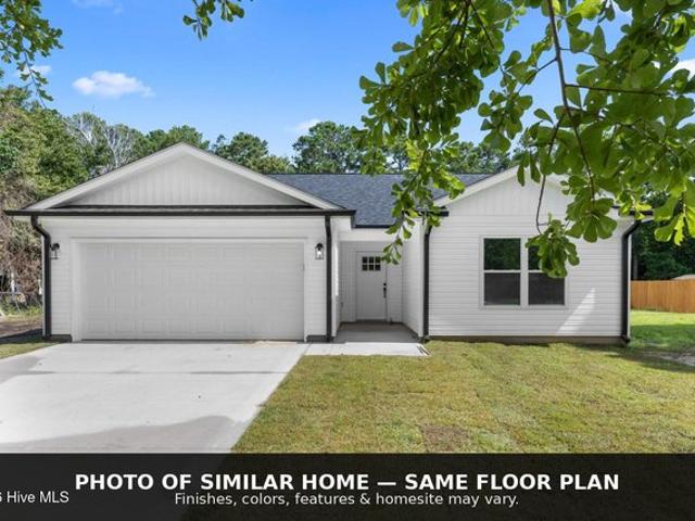 House for sale in Maysville, North Carolina