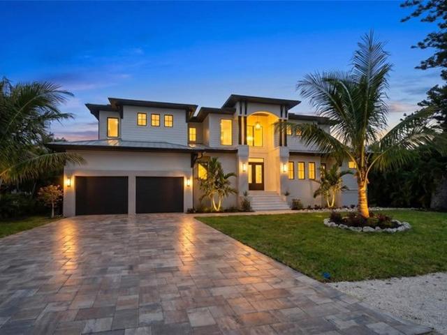 House for sale in Longboat Key, Florida