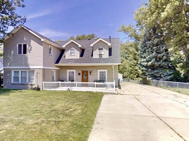 House for sale in Schererville, Indiana