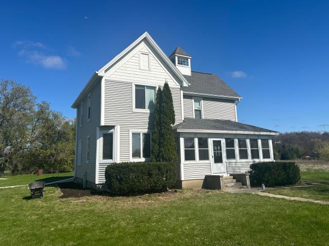 House for sale in Hubertus, Wisconsin