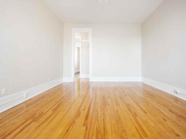 Apartment for rent in East St. Paul, Manitoba