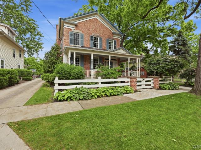 House for sale in Niagara, New York