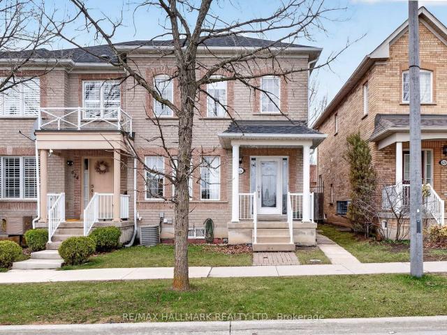 Townhouse for sale in Woburn, Ontario