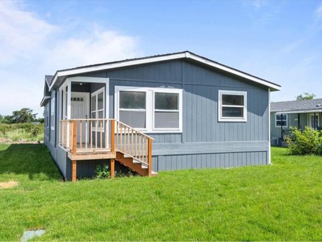 House for sale in Oregonia