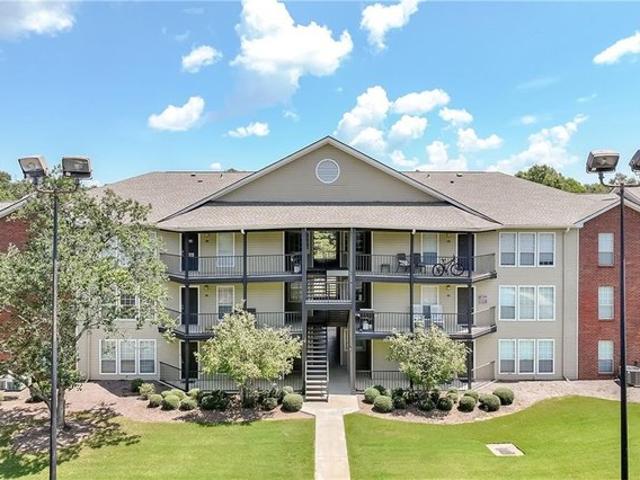 Condo for sale in Auburn, Alabama