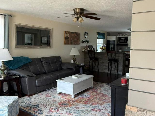 House for sale in Bedford, Indiana