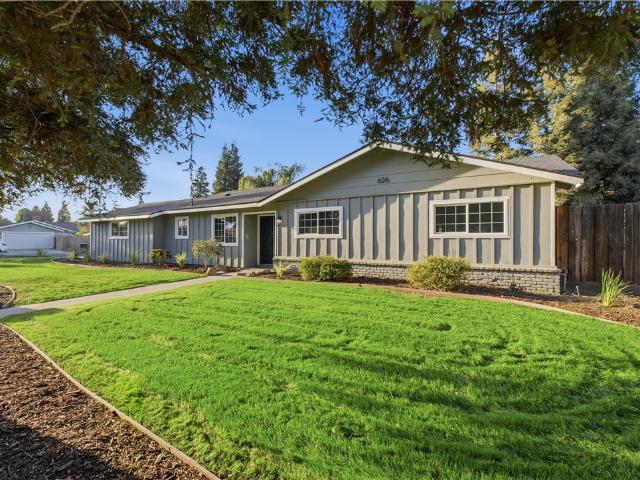House for sale in Visalia, Tulare County