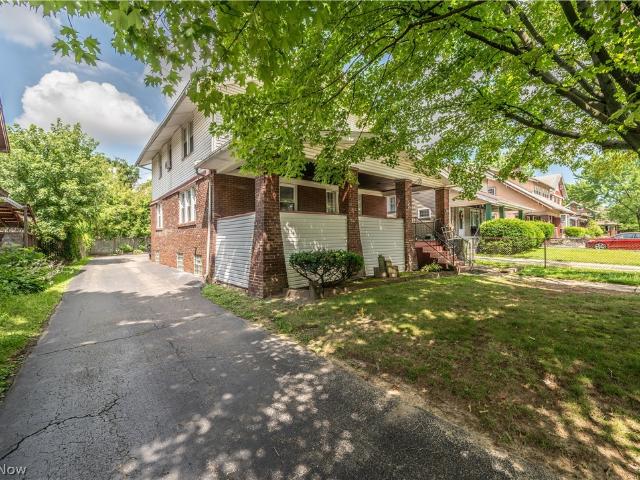 House for sale in Warren, Ohio