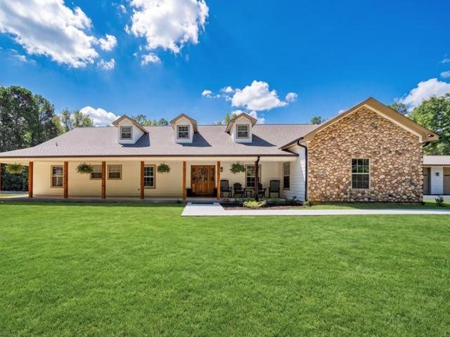 House for sale in Gilmer, Upshur County