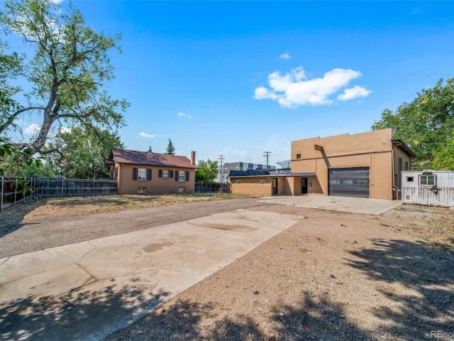 House for sale in Spivak, Lakewood