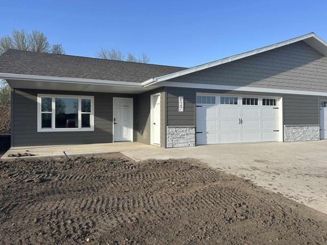 Condo for sale in Sheldon, Iowa