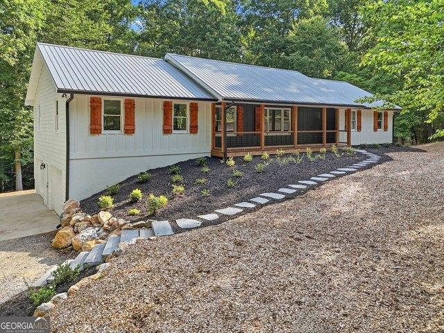 House for sale in Waleska, Georgia