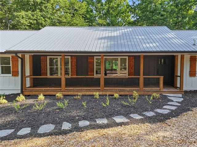 House for sale in Waleska, Georgia