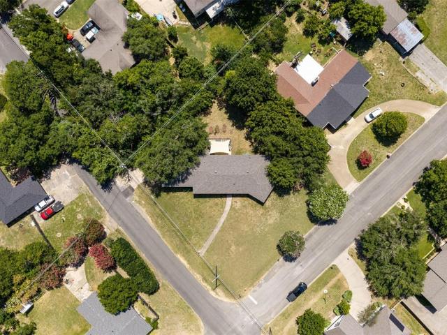 House for sale in Woodway, Texas