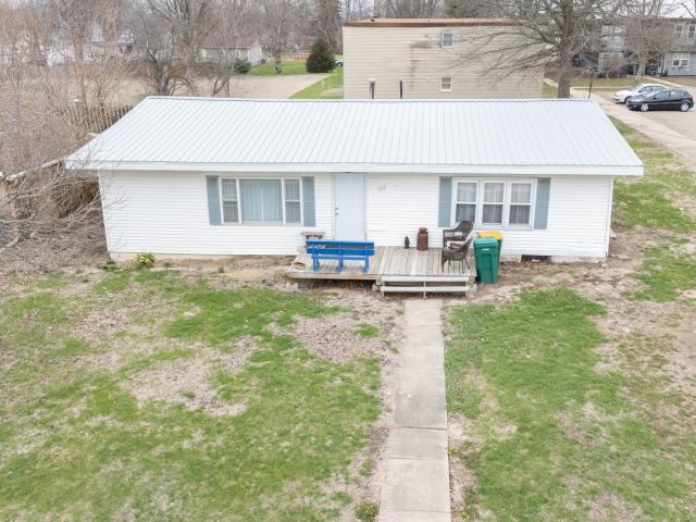 House for sale in Fulton, Illinois
