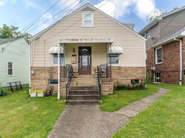 House for sale in Morgantown, West Virginia