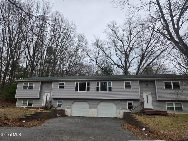 Townhouse for sale in Saratoga, New York