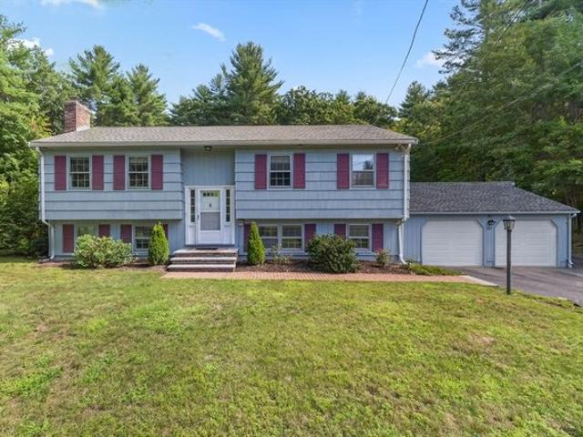 House for sale in Dunstable, Massachusetts