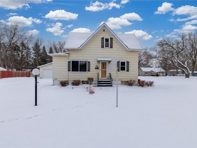 House for sale in Litchfield, Minnesota