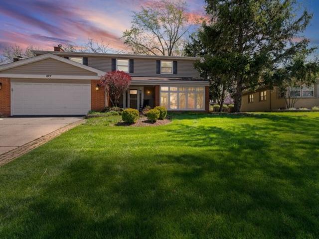 House for sale in Arlington Heights, Illinois