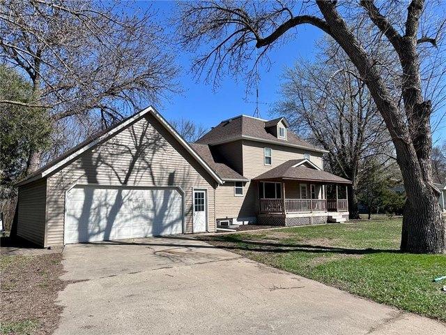 House for sale in Cottonwood, Minnesota