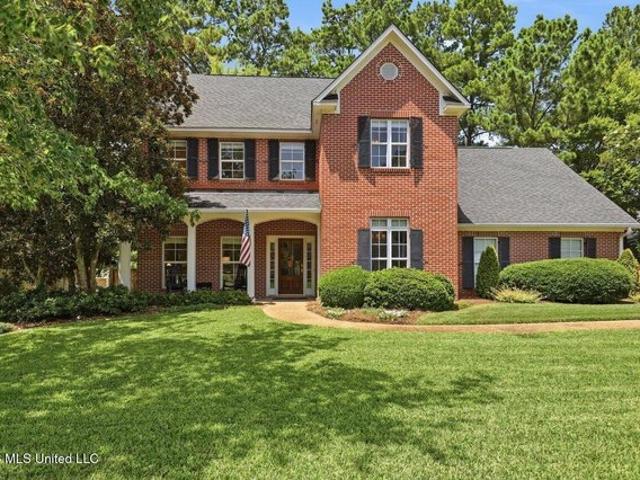 House for sale in Ridgeland, Mississippi