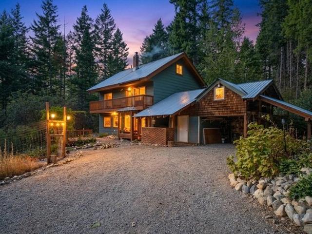 House for sale in Cocolalla, Bonner County