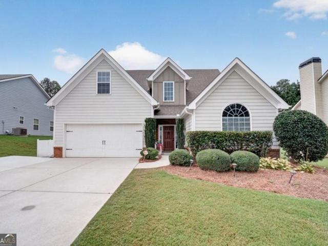 House for sale in Flowery Branch, Georgia