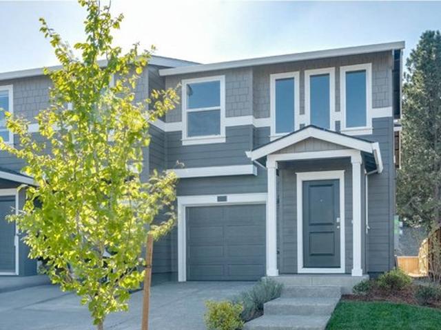 Townhouse for sale in Oregonia