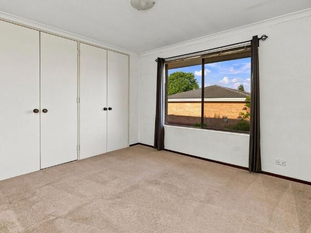 Townhouse for rent in Como, Western Australia