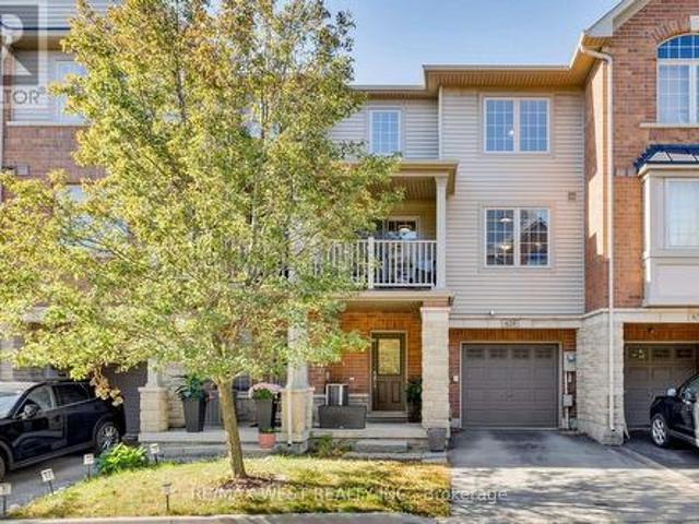 House for sale in Burlington, Golden Horseshoe
