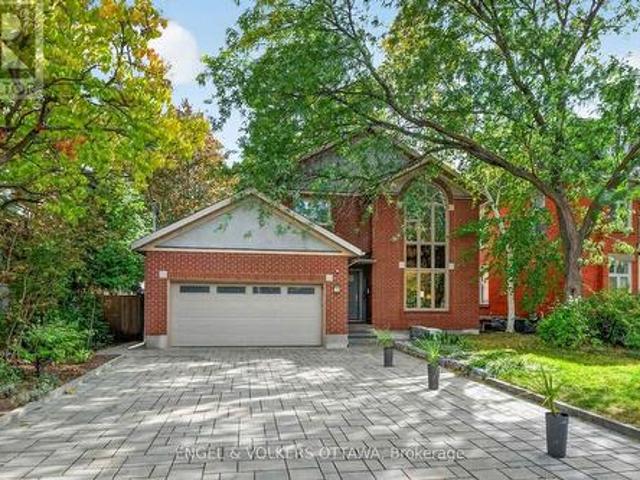 House for sale in Kitchissippi, Ottawa