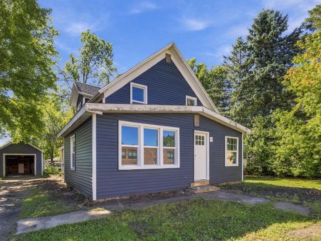 House for sale in Wild Rose, Waushara County
