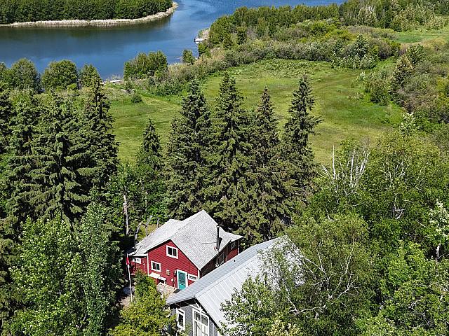 House for sale in Wedgewood, Alberta