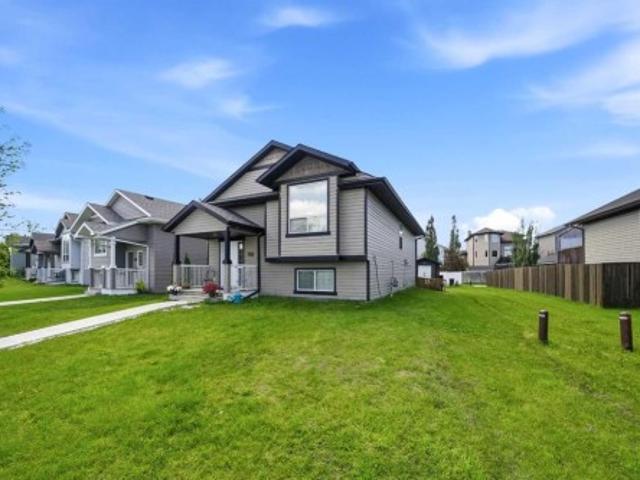 House for sale in Alberta
