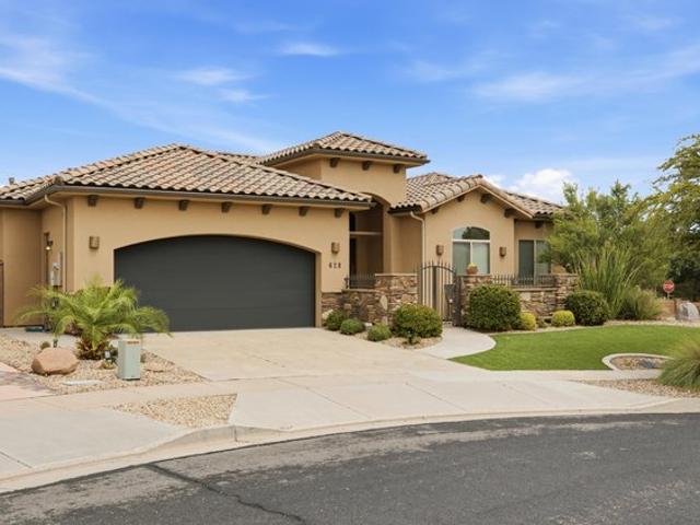 House for sale in Washington, Utah