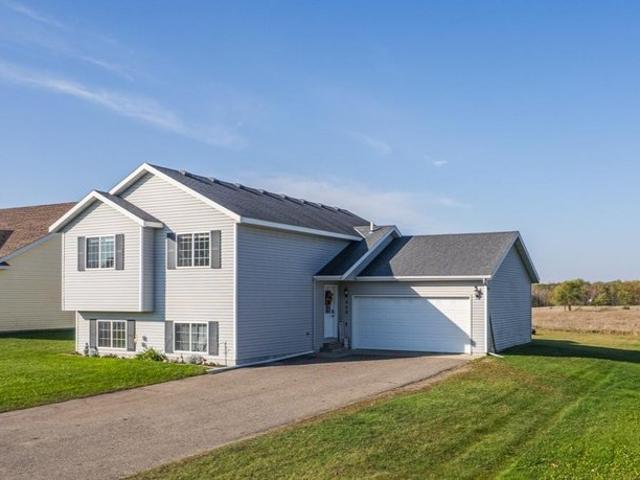 House for sale in Becker, Minnesota