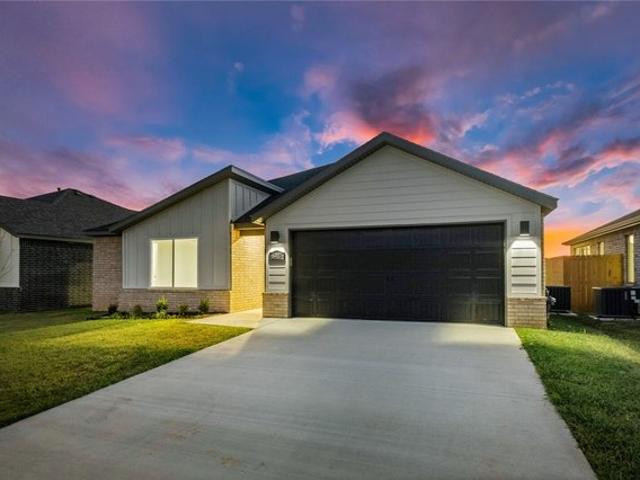 House for sale in Ark