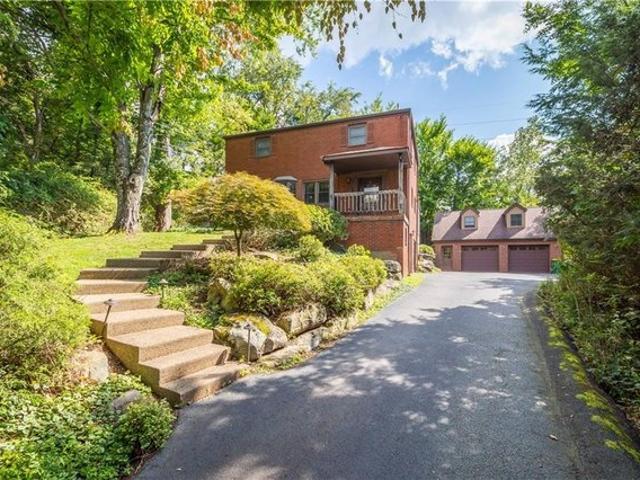 House for sale in Pittsburg, Pennsylvania