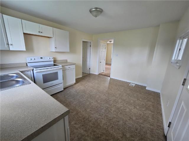 House for sale in Ford Cliff, Pennsylvania