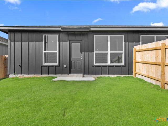 House for sale in Briggs, Texas
