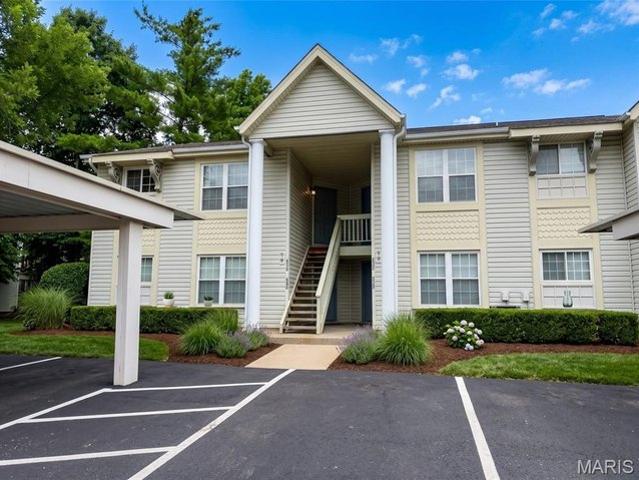 Condo for sale in Saint Peters, Missouri