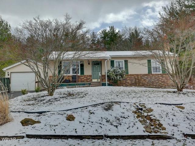 House for sale in Mill Hall, Pennsylvania