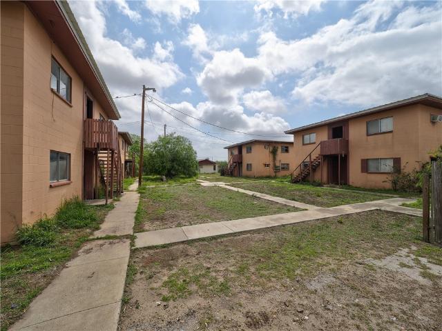 Apartment for sale in Kingsville, Texas