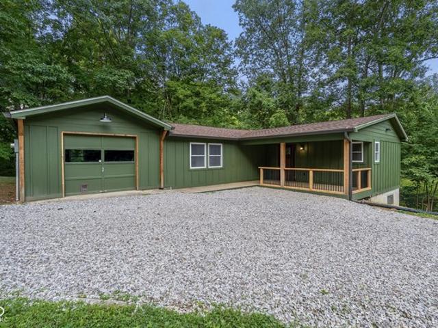 House for sale in Morgantown, Indiana