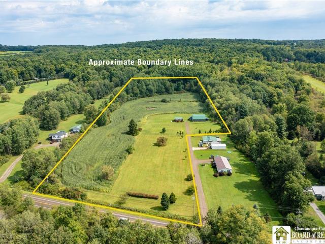 House for sale in Fentonville, Frewsburg
