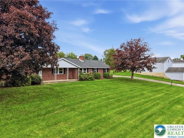 House for sale in Bushkill, Pennsylvania